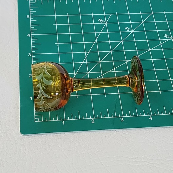 Set of 2 Amber Gold Cut to Clear Glass Liquor Cordial Glasses - Picture 8 of 8